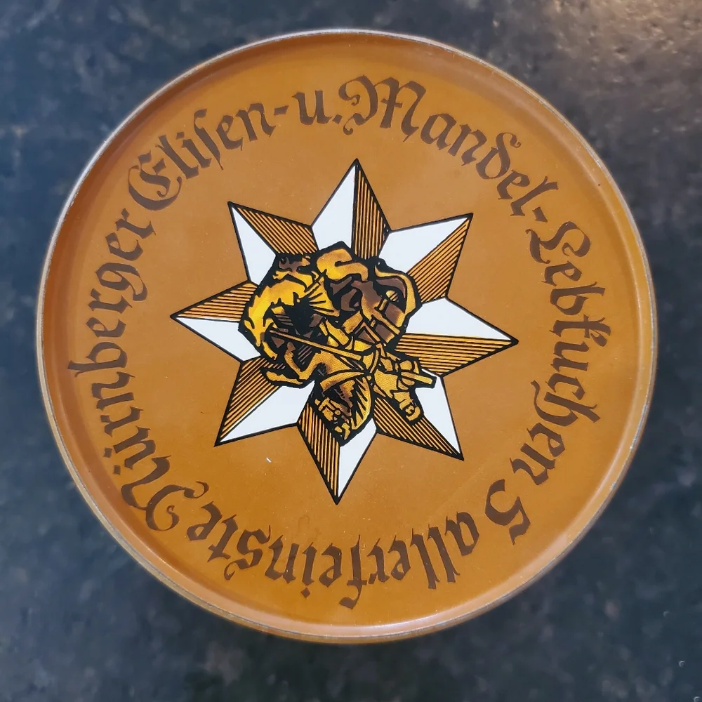 Vintage German Haeberlein Metzger almond & spiced cake tin - Picture 5 of 10